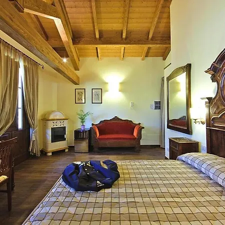 Antico Casale,